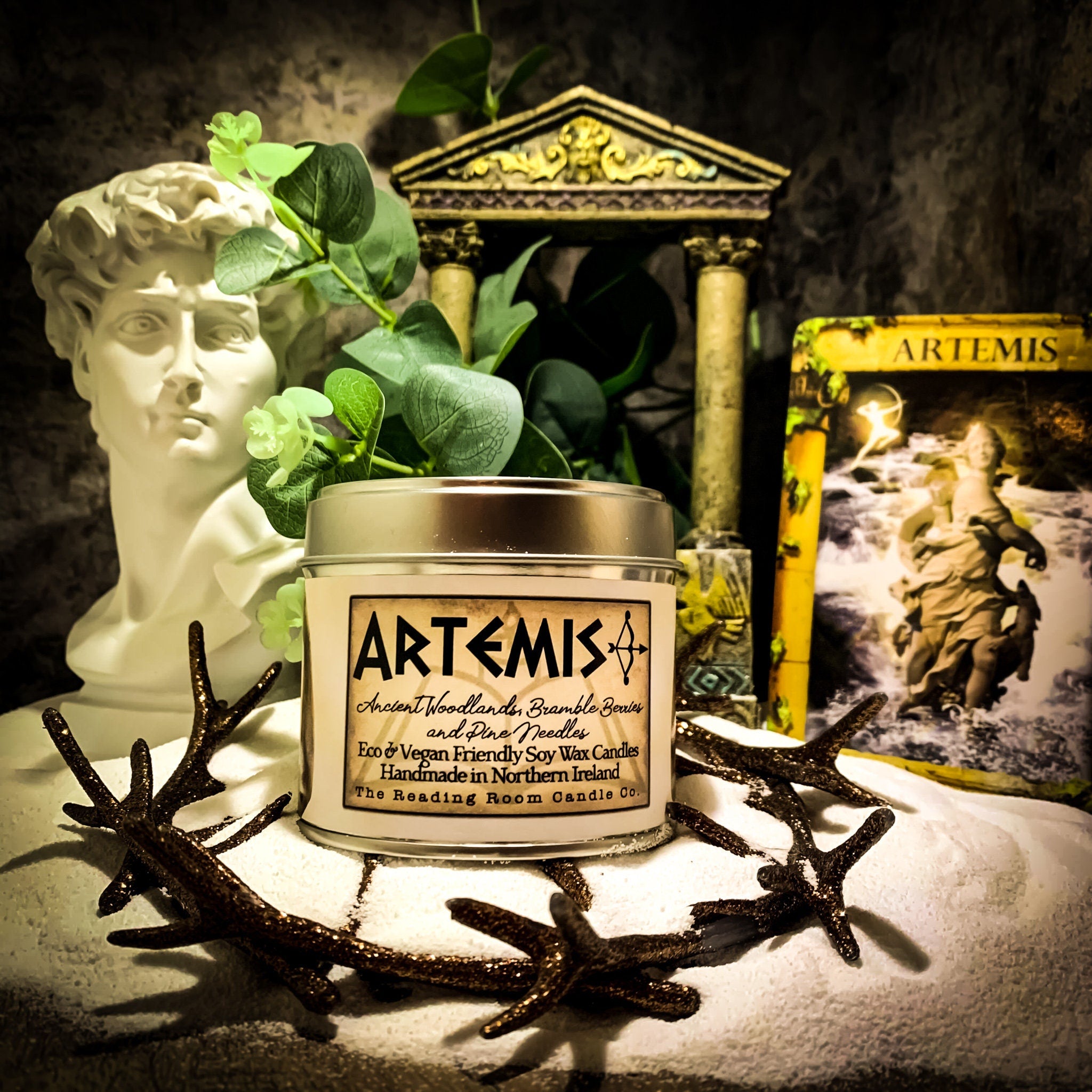 Artemis CandleAncient Woodlands, Bramble Berries and Pine Needles